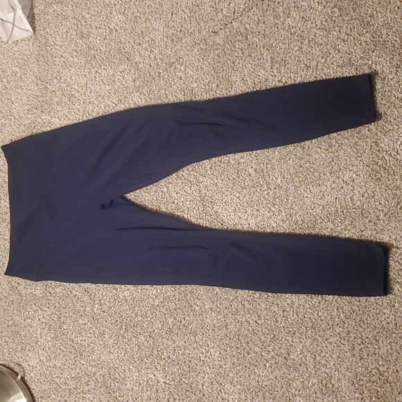 Blue Fabletics leggings - Picture 3 of 4